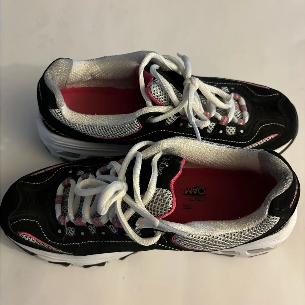 Skechers D'Lites Black and Pink Sneakers Size 8.5